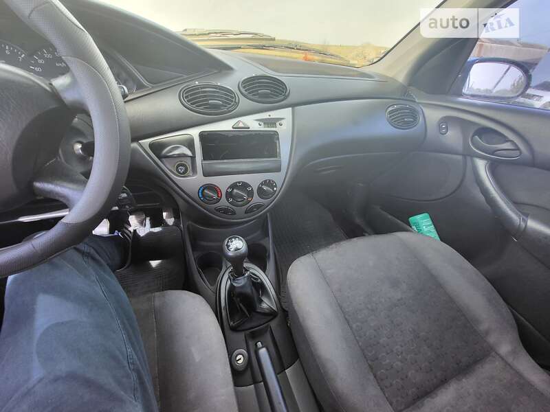 Ford Focus 2004