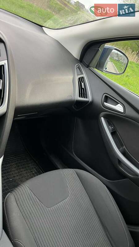 Универсал Ford Focus 2013 в Львове фото 20 Универсал Ford Focus 2013 в Львове
