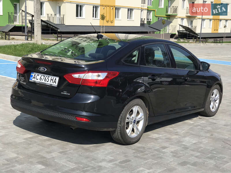 Седан Ford Focus 2012 в Луцке