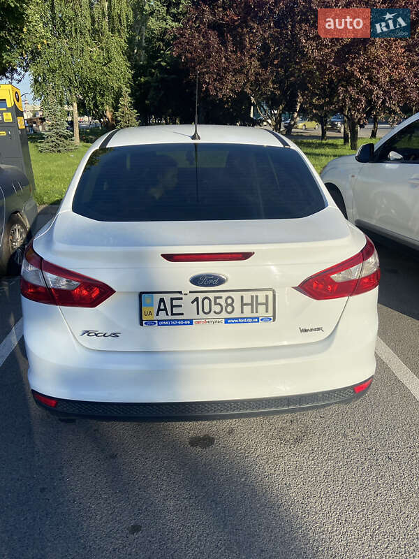 Седан Ford Focus 2013 в Днепре