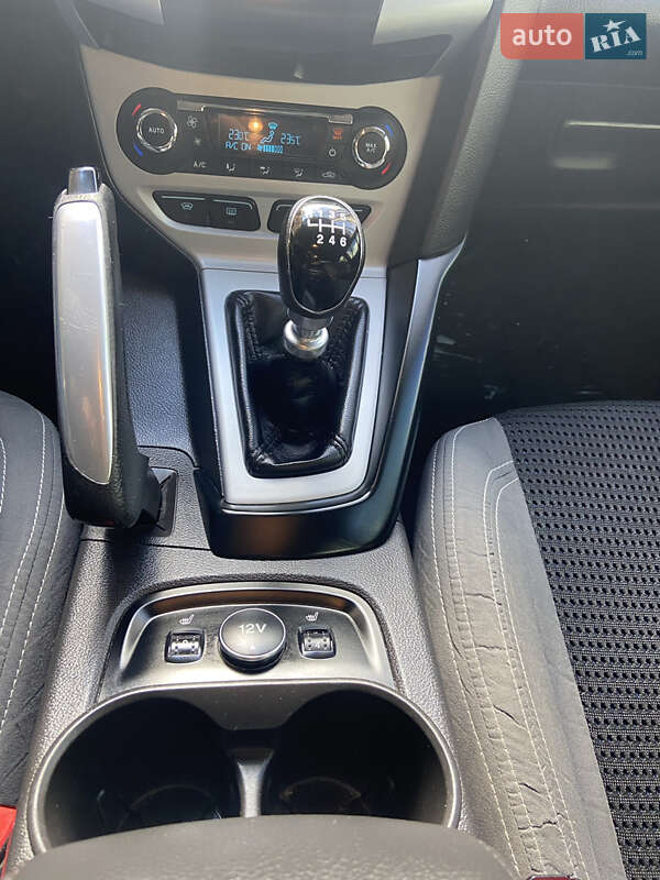 Седан Ford Focus 2013 в Днепре фото 9 Седан Ford Focus 2013 в Днепре