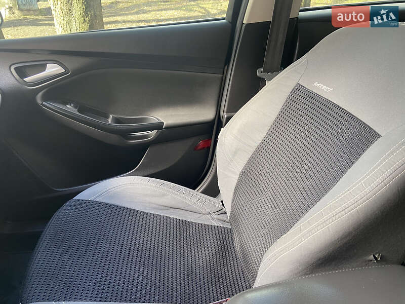 Седан Ford Focus 2013 в Днепре