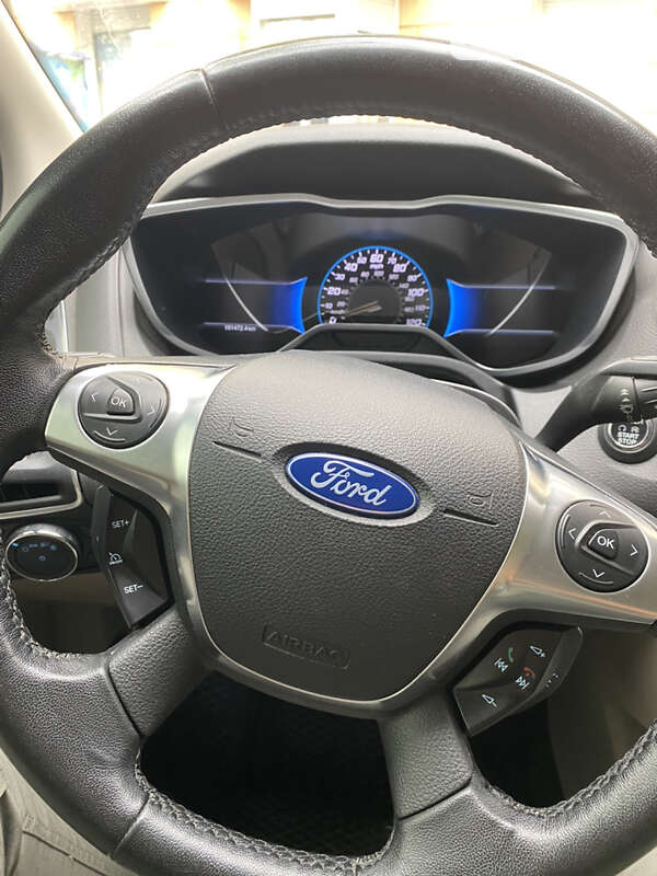 Хэтчбек Ford Focus 2012 в Николаеве