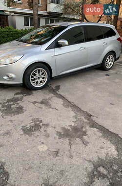 Универсал Ford Focus 2012 в 