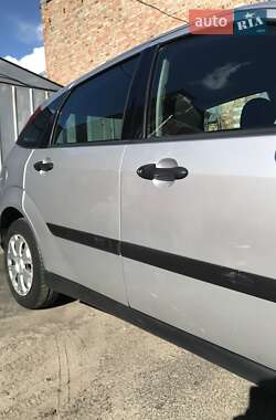 Хетчбек Ford Focus 2000 в Львові