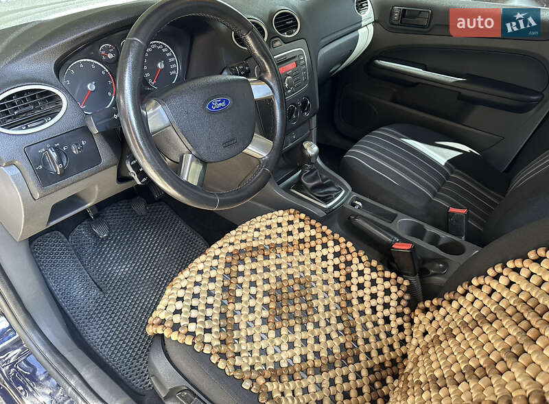 Хэтчбек Ford Focus 2007 в Львове