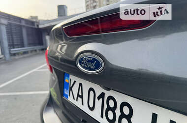 Седан Ford Focus 2017 в Киеве