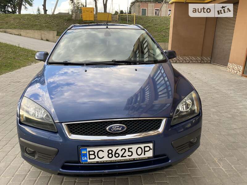 Універсал Ford Focus 2005 в Золочеві