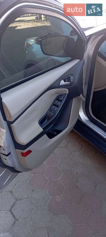 Хэтчбек Ford Focus 2015 в Звягеле