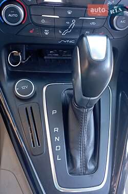 Хэтчбек Ford Focus 2015 в Звягеле