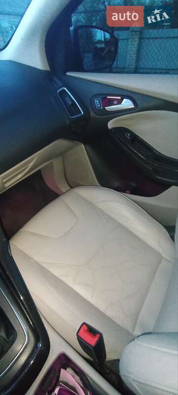 Хэтчбек Ford Focus 2015 в Звягеле