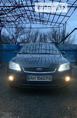 Седан Ford Focus 2007 в Покровске