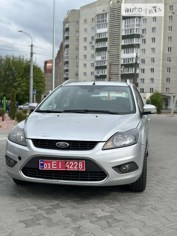 Универсал Ford Focus 2009 в Луцке