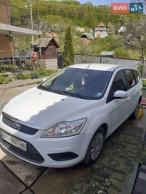 Универсал Ford Focus 2010 в Иршаве