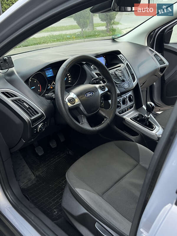 Универсал Ford Focus 2011 в Ивано-Франковске