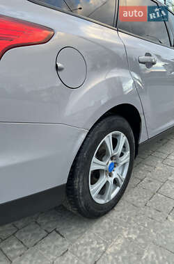 Универсал Ford Focus 2011 в 