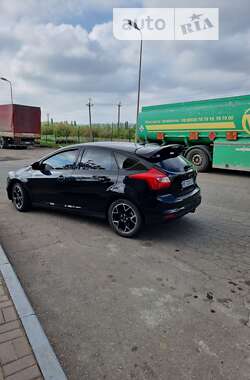 Хэтчбек Ford Focus 2014 в Вознесенске