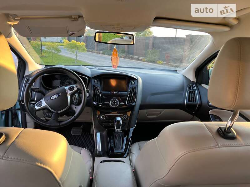 Хэтчбек Ford Focus 2011 в Ивано-Франковске