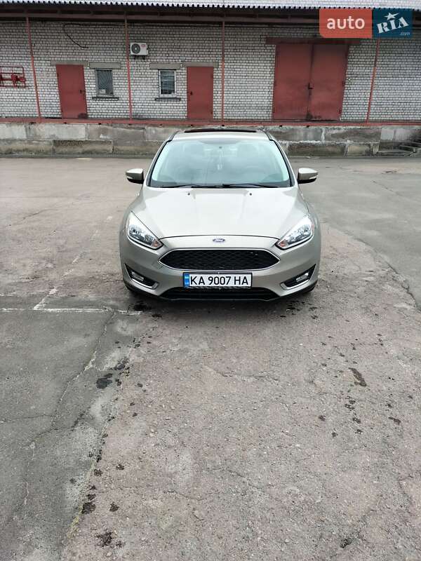Седан Ford Focus 2016 в Киеве