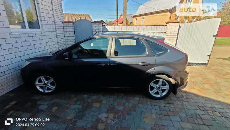 Хэтчбек Ford Focus 2011 в Нежине