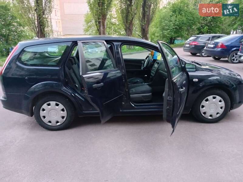 Універсал Ford Focus 2006 в Житомирі