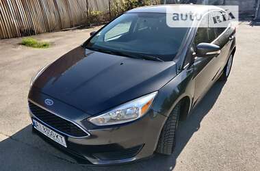 Хэтчбек Ford Focus 2015 в Киеве