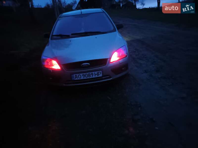 Универсал Ford Focus 2005 в Рахове