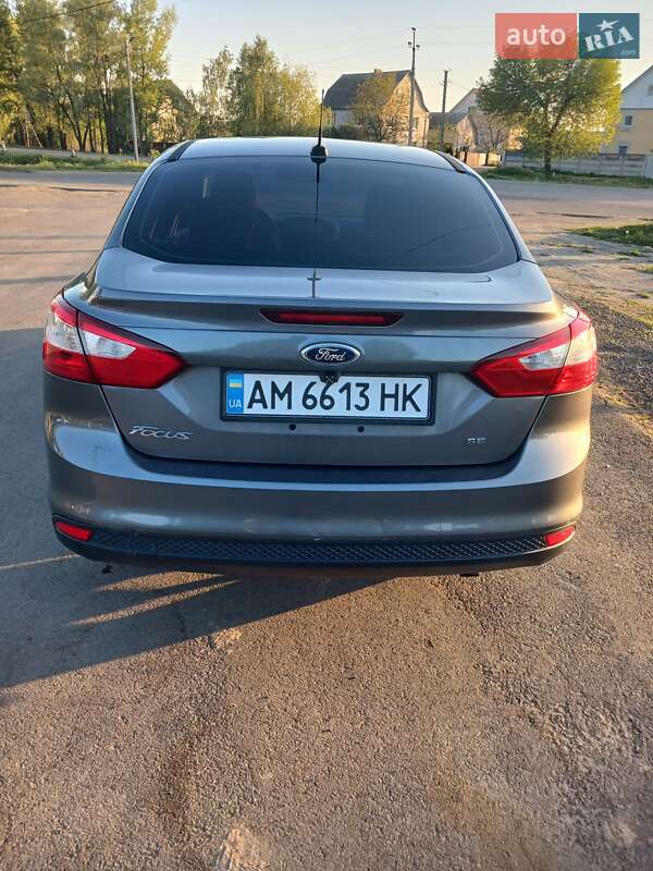 Седан Ford Focus 2011 в Малині