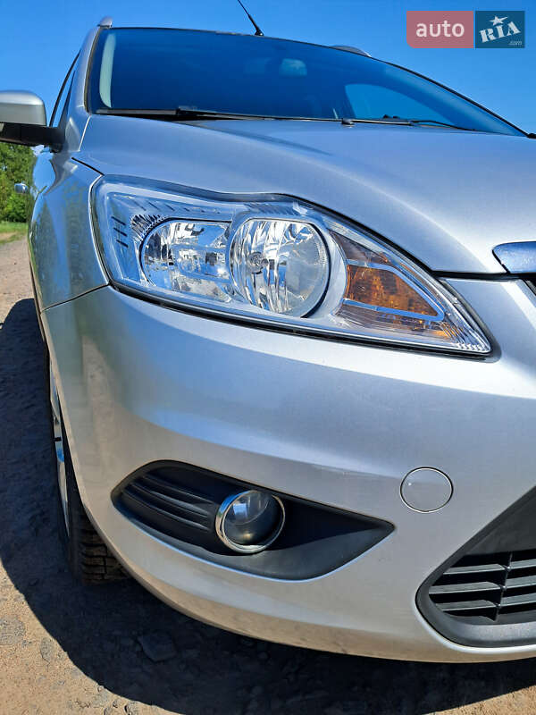 Универсал Ford Focus 2010 в Нововолынске