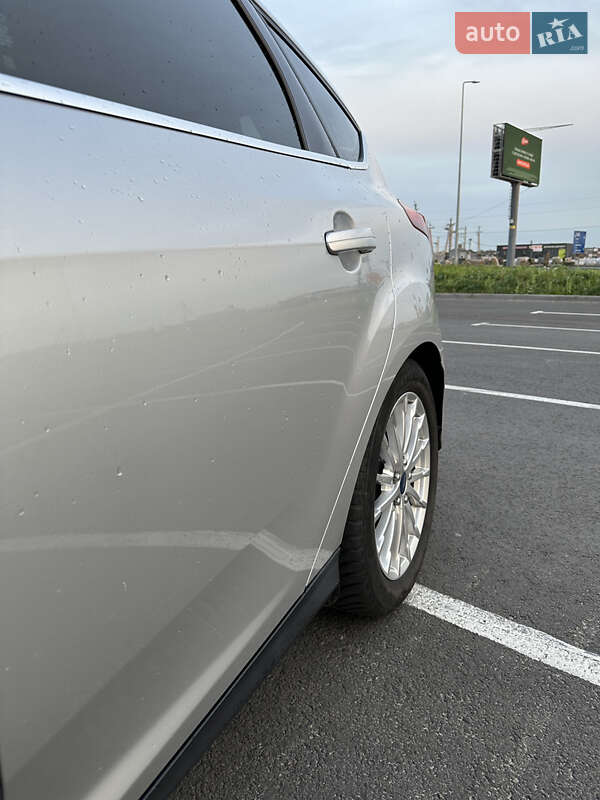 Хэтчбек Ford Focus 2012 в Львове