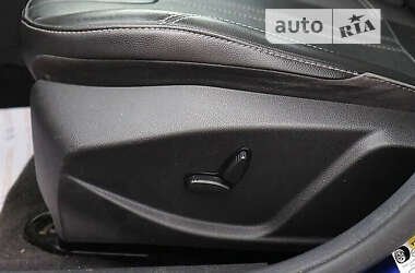 Седан Ford Focus 2013 в 