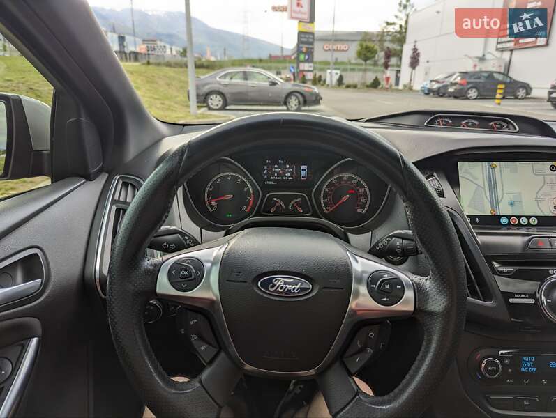 Хэтчбек Ford Focus 2013 в Измаиле