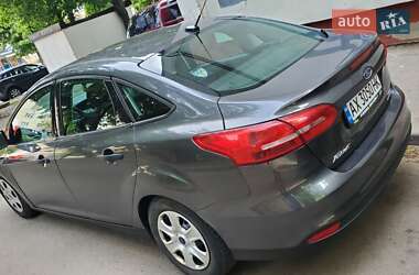Седан Ford Focus 2016 в 