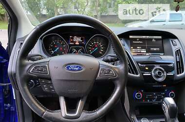 Седан Ford Focus 2015 в Миколаєві