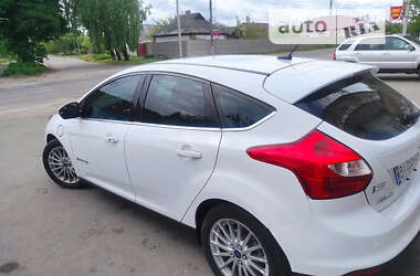 Хэтчбек Ford Focus 2014 в Лубнах