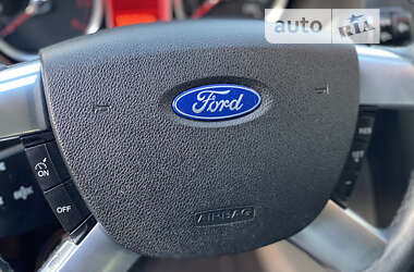 Хэтчбек Ford Focus 2008 в Днепре
