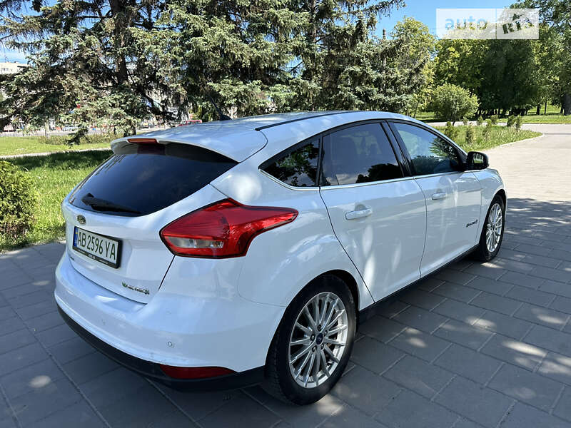 Хэтчбек Ford Focus 2015 в Виннице