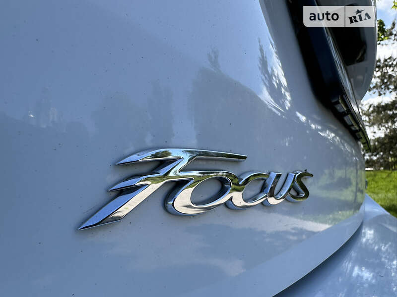 Хэтчбек Ford Focus 2015 в Виннице