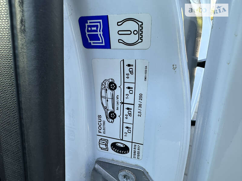 Хэтчбек Ford Focus 2015 в Виннице