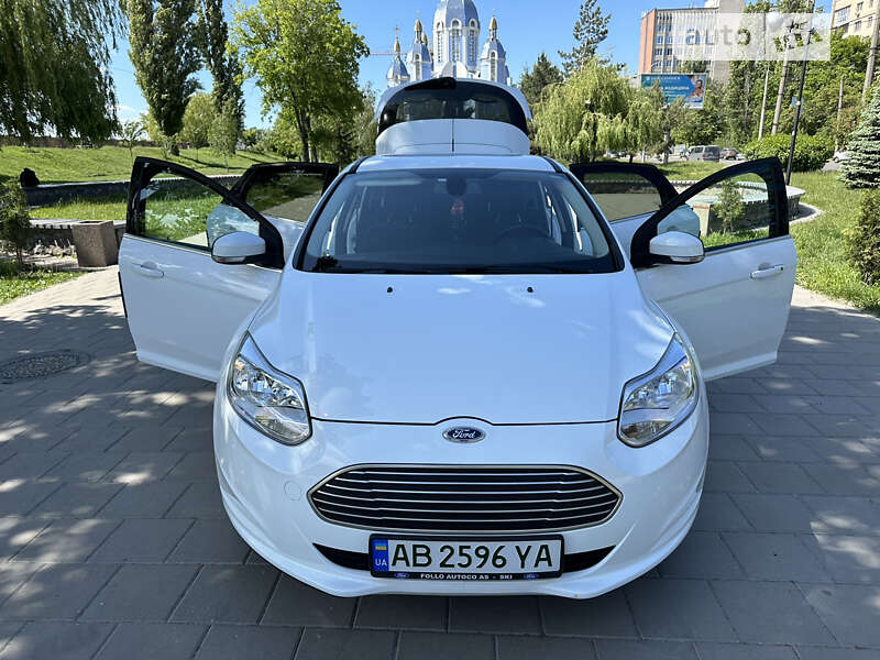 Хэтчбек Ford Focus 2015 в Виннице
