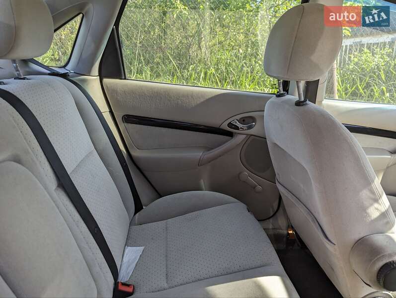 Седан Ford Focus 2003 в Хорошеве фото 6 Седан Ford Focus 2003 в Хорошеве
