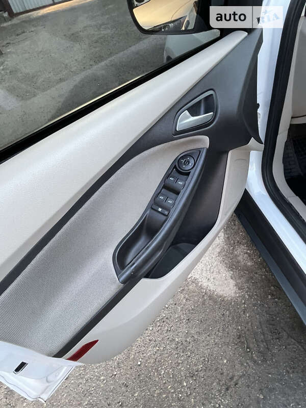 Седан Ford Focus 2013 в Києві