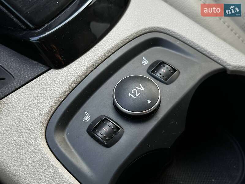 Хэтчбек Ford Focus 2012 в Кривом Роге фото 15 Хэтчбек Ford Focus 2012 в Кривом Роге