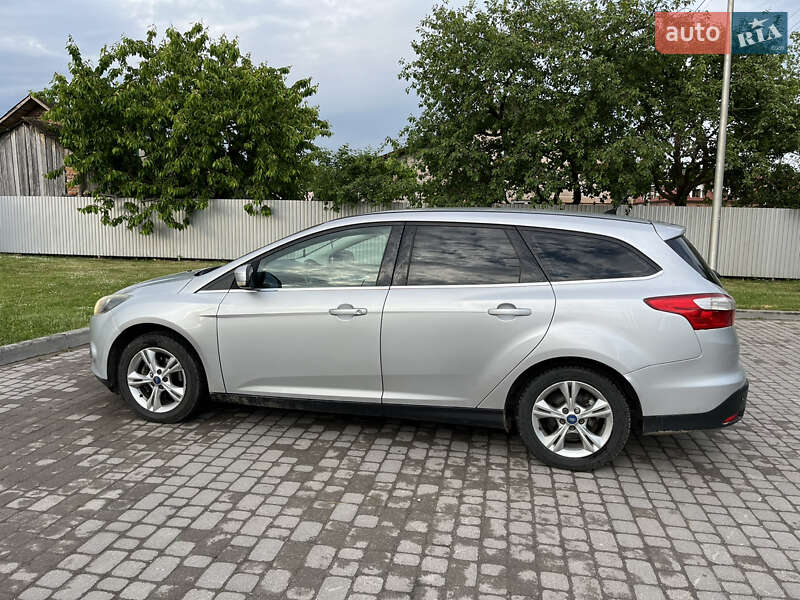 Універсал Ford Focus 2012 в Бережанах
