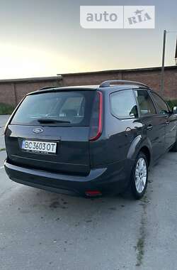 Универсал Ford Focus 2010 в Львове