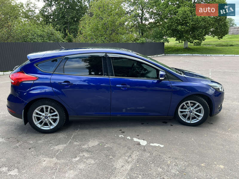Хэтчбек Ford Focus 2017 в Чернигове