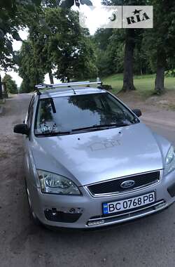 Универсал Ford Focus 2006 в Новояворовске