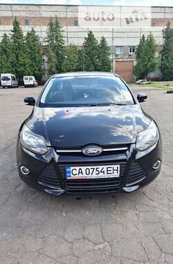 Седан Ford Focus 2012 в 