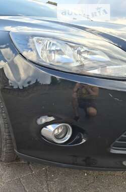 Седан Ford Focus 2012 в 