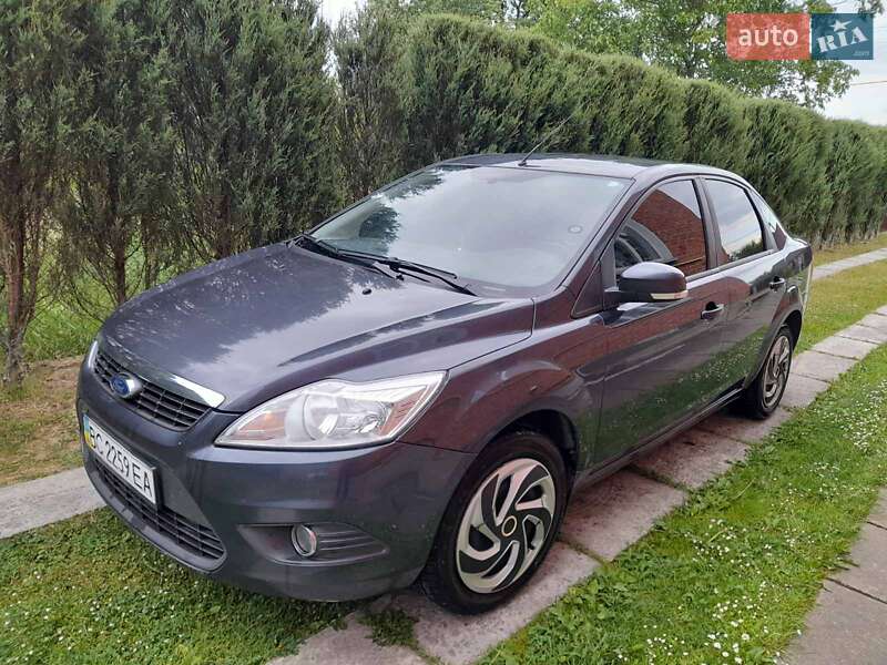 Ford Focus 2011